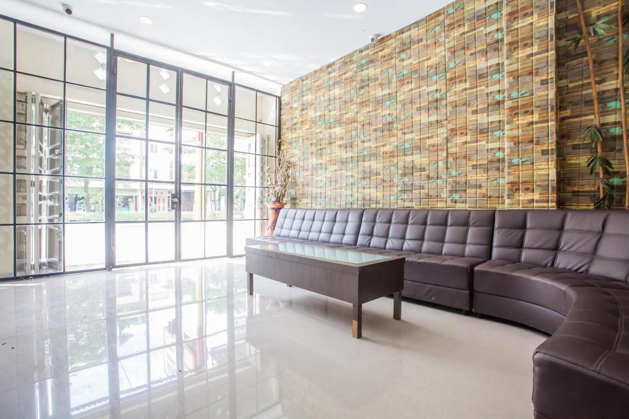 Oyo 2361 Hotel Winston Glugur Ngoại thất bức ảnh