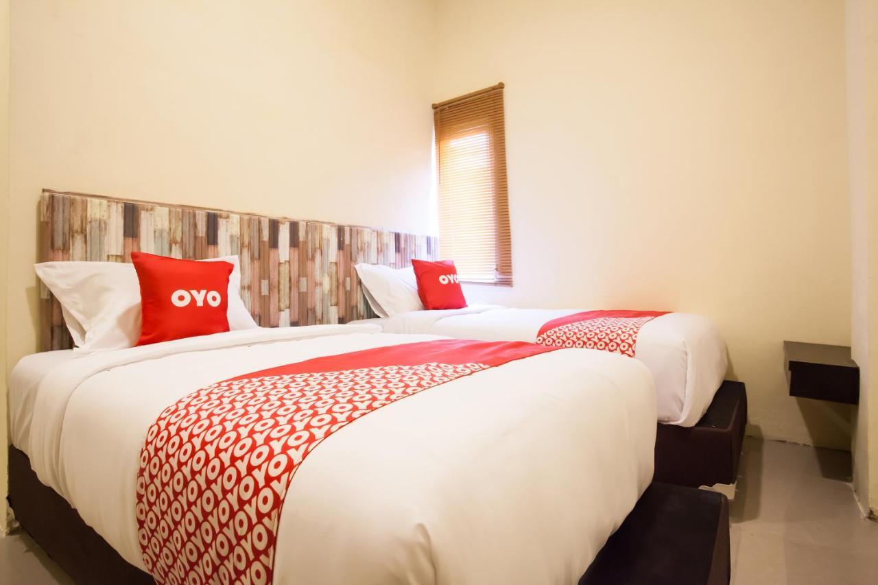 Oyo 2361 Hotel Winston Glugur Ngoại thất bức ảnh